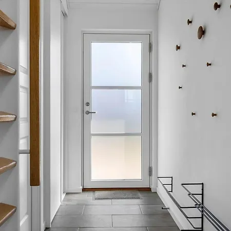 N331-karrebaeksminde-baekkene-234 بيت للعطل